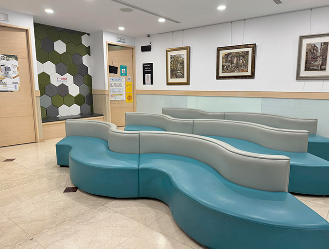 高陽明眼科診所：候診區